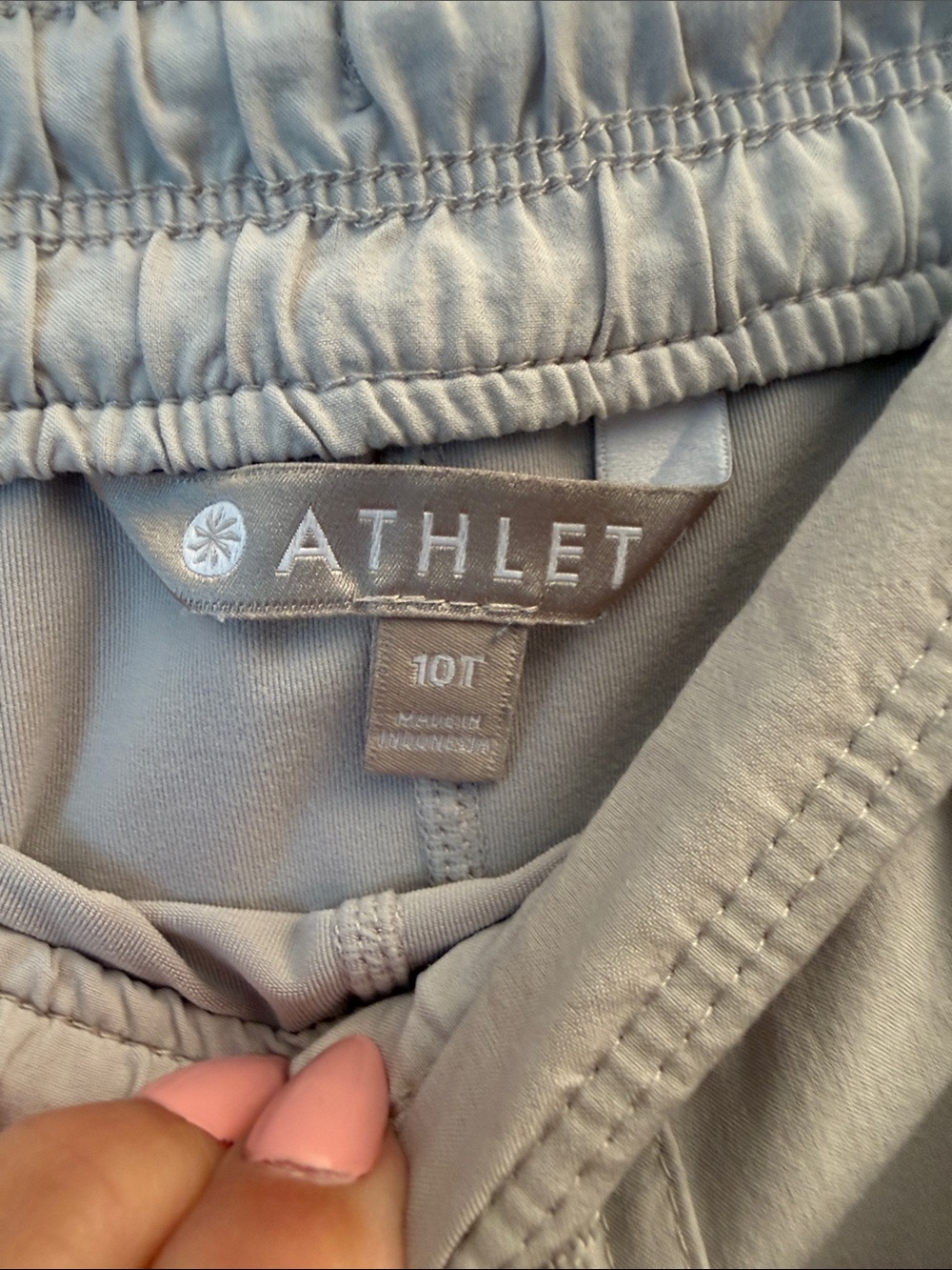 Athleta Casual Drawstring Front Zipper Skort in Light Tan - Picture 2 of 4